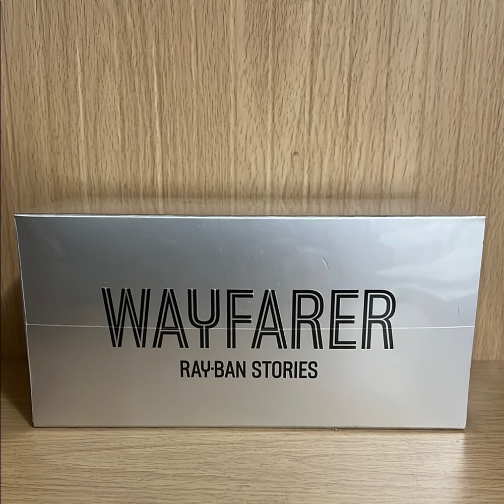 NWT Ray-Ban Black Wayfarer Meta Sunglasses unopened